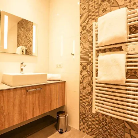 Le Kube - De Prestige Au Centre D'annecy *