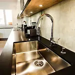 Vakantiehuis Le Kube - De Prestige Au Centre D'annecy Annecy