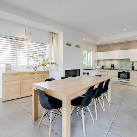 Holiday home Le Kube - De Prestige Au Centre D'annecy Annecy