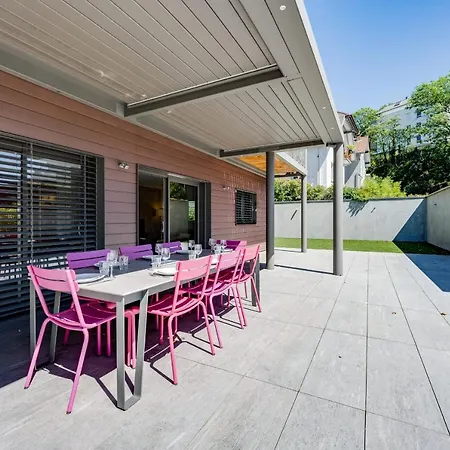 Holiday home Le Kube - De Prestige Au Centre D'annecy Annecy