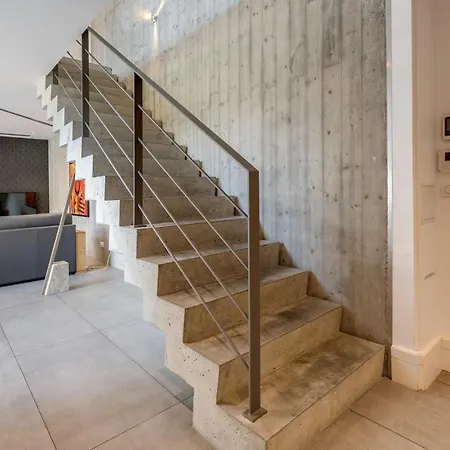 Revolution - Decoration And High-end Services Ferienhaus Annecy